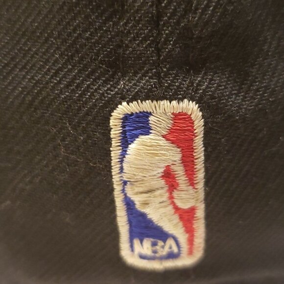 NBA Original 76er cap hat size 6 3/4 (53.9cm) black hat  with 76er logo embr - Picture 3 of 9